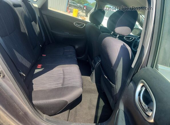 3N1AB7AP2HY260519 2017 NISSAN SENTRA Gray Rear seats view