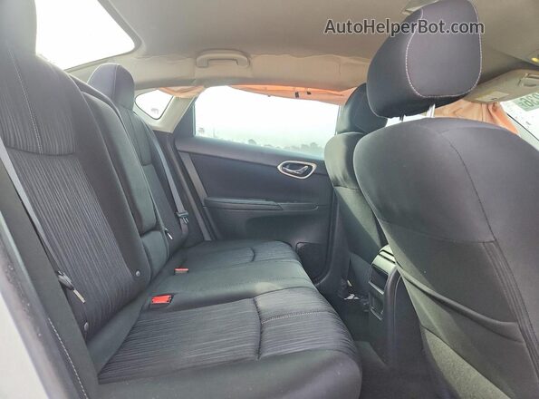3N1AB7AP2HY271097 2017 NISSAN SENTRA White Widok tylnych siedzeń