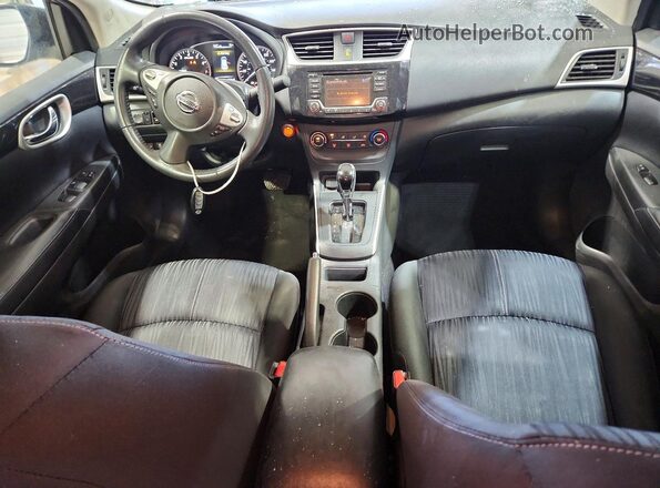 3N1AB7AP2HY280088 2017 NISSAN SENTRA Gray Widok deski rozdzielczej