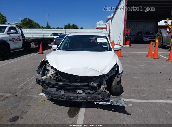 3N1AB7AP2HY398643 2017 NISSAN SENTRA Белый Вид задней части салона