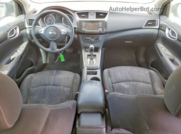 3N1AB7AP2JY212198 2018 NISSAN SENTRA Черный Вид панели приборов