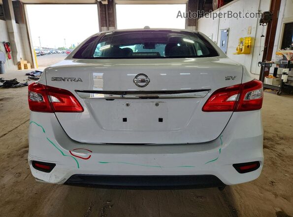 3N1AB7AP2JY285779 2018 NISSAN SENTRA White Widok z tyłu