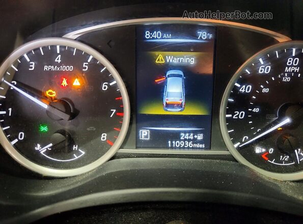3N1AB7AP2JY287418 2018 NISSAN SENTRA Black Widok zestawu wskaźników