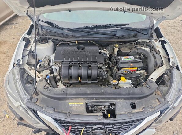 3N1AB7AP2JY296619 2018 NISSAN SENTRA White Widok wnętrza z tyłu