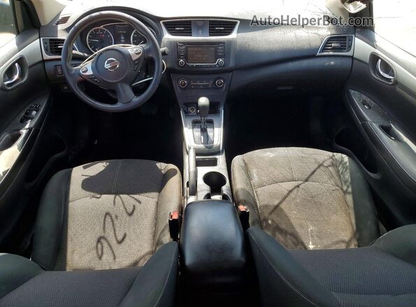3N1AB7AP2JY329960 2018 NISSAN SENTRA Gray Առջևի վահանակի տեսք