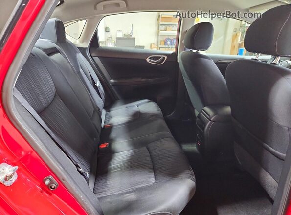 3N1AB7AP2KL610106 2019 NISSAN SENTRA Красный Вид задних сидений