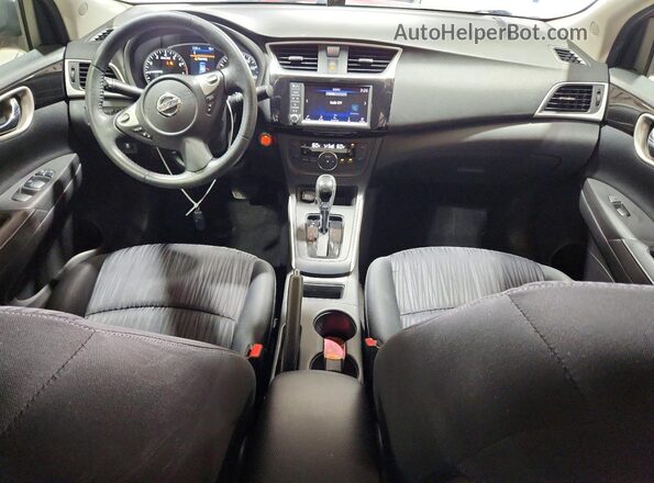 3N1AB7AP2KL610106 2019 NISSAN SENTRA Красный Вид панели приборов