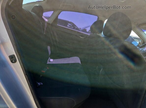 3N1AB7AP2KY202093 2019 NISSAN SENTRA Silver Vista de los asientos traseros