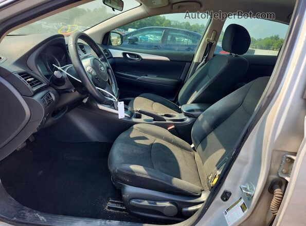 3N1AB7AP2KY209688 2019 NISSAN SENTRA Silver Vista interior delantera