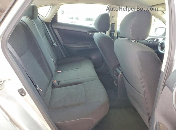 3N1AB7AP2KY209688 2019 NISSAN SENTRA Silver Vista de los asientos traseros
