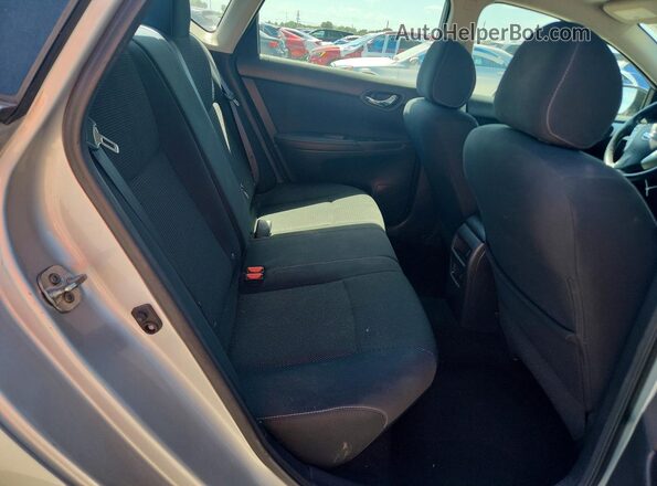 3N1AB7AP2KY222618 2019 NISSAN SENTRA Gray Вид задніх сидінь