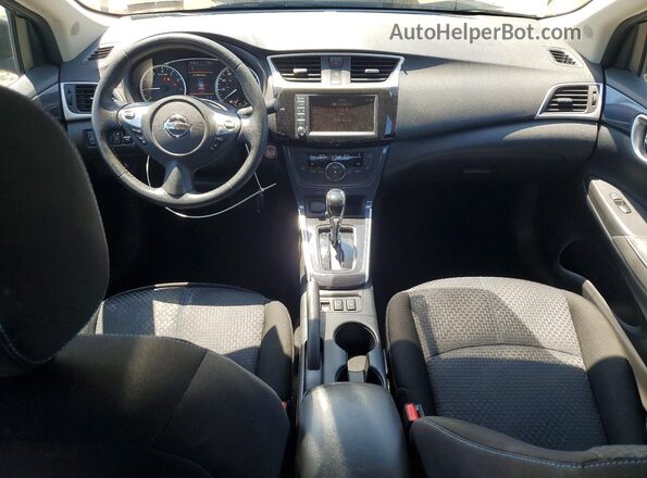 3N1AB7AP2KY258549 2019 NISSAN SENTRA Gray Vista del salpicadero