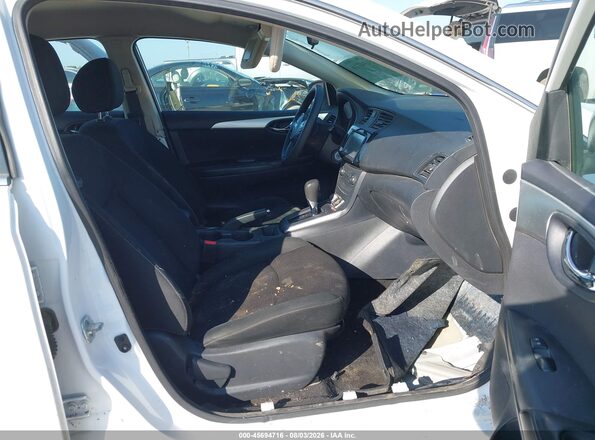 3N1AB7AP2KY276226 2019 NISSAN SENTRA Белый Вид салона спереди