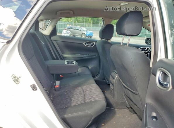 3N1AB7AP2KY306146 2019 NISSAN SENTRA Белый Вид задних сидений
