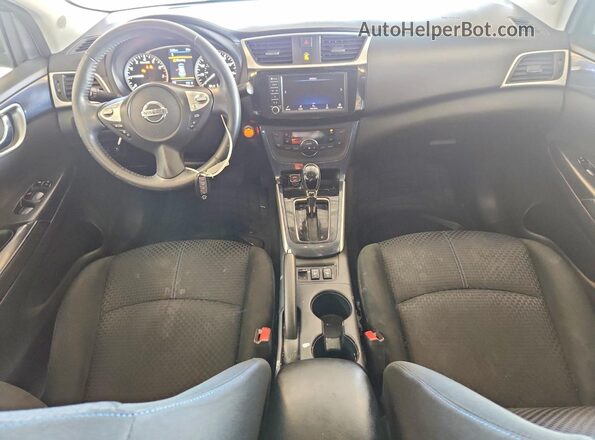 3N1AB7AP2KY325067 2019 NISSAN SENTRA Gray Widok deski rozdzielczej