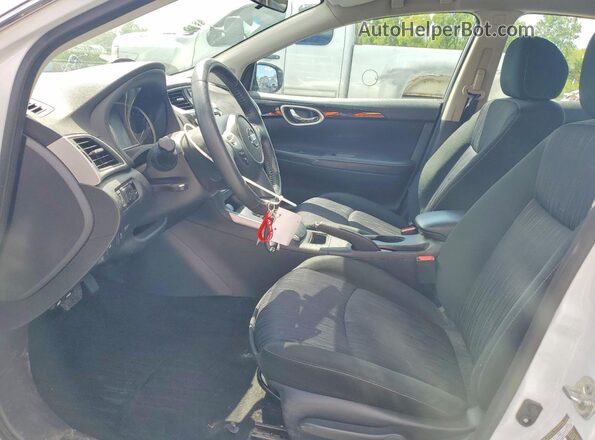 3N1AB7AP2KY447069 2019 NISSAN SENTRA White Widok wnętrza z przodu