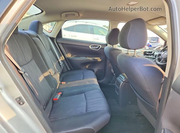 3N1AB7AP3GY258924 2016 NISSAN SENTRA Silver Вид задніх сидінь