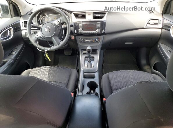 3N1AB7AP3HY306911 2017 NISSAN SENTRA Gray Widok deski rozdzielczej
