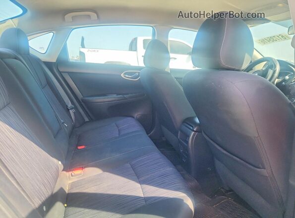 3N1AB7AP3HY384444 2017 NISSAN SENTRA Серый Вид задних сидений