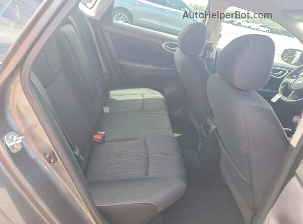 3N1AB7AP3JL605348 2018 NISSAN SENTRA Серый Вид задних сидений