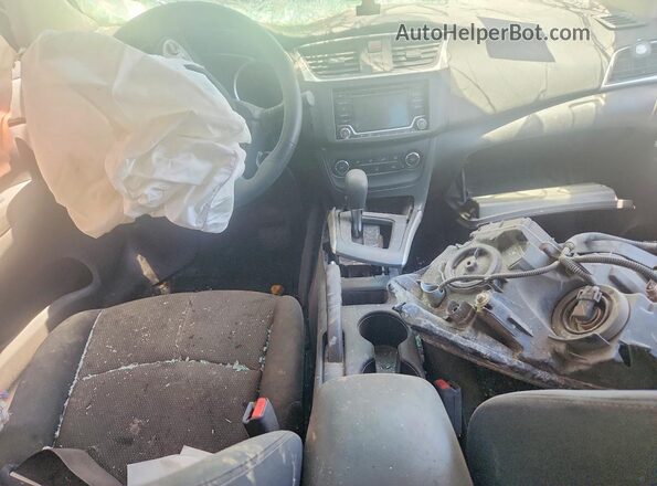 3N1AB7AP3JY201789 2018 NISSAN SENTRA Gray Առջևի վահանակի տեսք