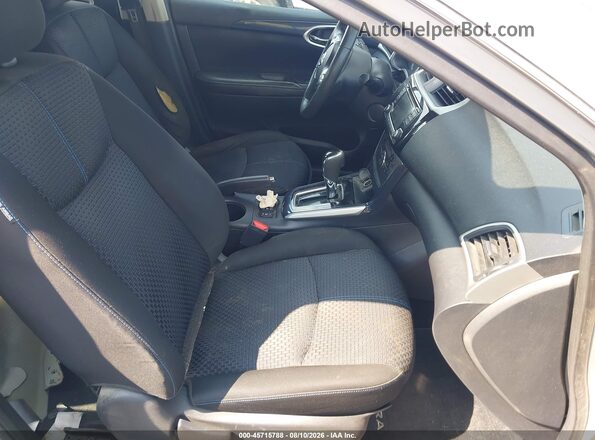 3N1AB7AP3JY281451 2018 NISSAN SENTRA Silver Vista interior delantera