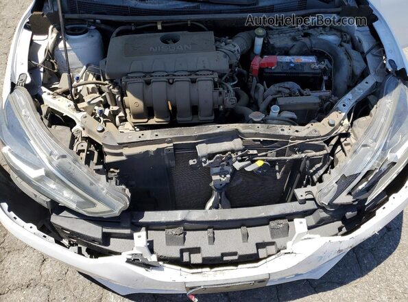 3N1AB7AP3JY299514 2018 NISSAN SENTRA White Вид задньої частини салону