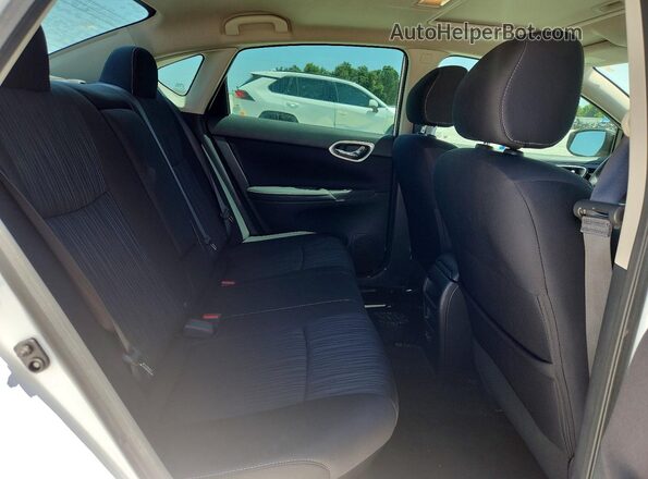 3N1AB7AP3KY205018 2019 NISSAN SENTRA White Widok tylnych siedzeń