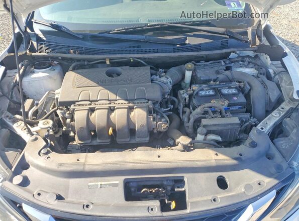 3N1AB7AP3KY219212 2019 NISSAN SENTRA White Widok wnętrza z tyłu
