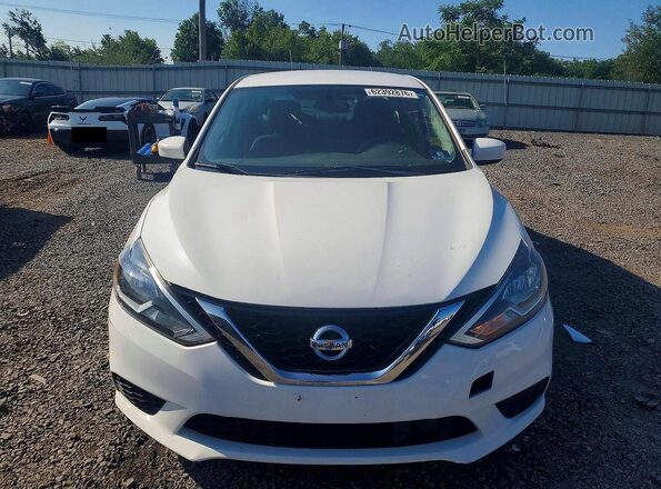 3N1AB7AP3KY219212 2019 NISSAN SENTRA White Widok z przodu