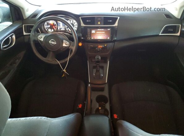 3N1AB7AP3KY281287 2019 NISSAN SENTRA Серый Вид панели приборов