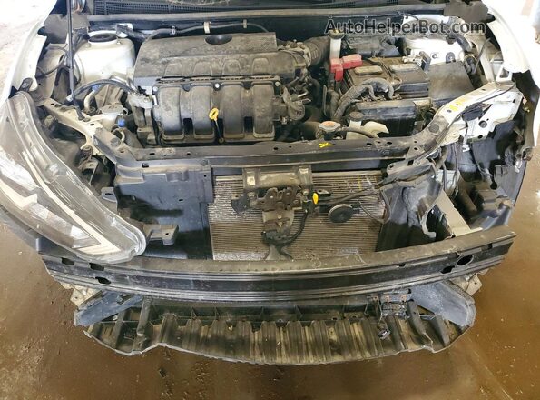3N1AB7AP3KY443869 2019 NISSAN SENTRA White Rear interior view