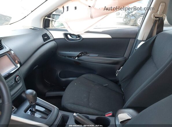 3N1AB7AP3KY450580 2019 NISSAN SENTRA Black Widok wnętrza z przodu