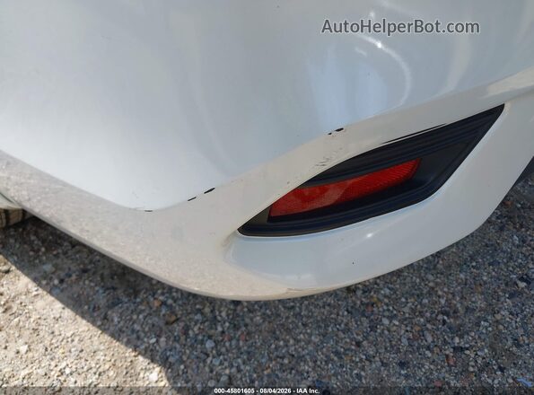3N1AB7AP4GY318189 2016 NISSAN SENTRA White Vista frontal