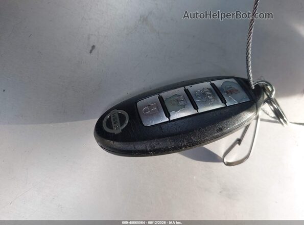 3N1AB7AP4HY252471 2017 NISSAN SENTRA Silver Dashboard view