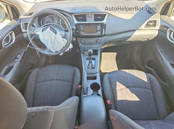 3N1AB7AP4HY280237 2017 NISSAN SENTRA White Widok deski rozdzielczej