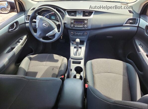 3N1AB7AP4HY368558 2017 NISSAN SENTRA Серый Вид панели приборов