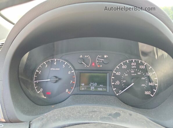 3N1AB7AP4HY368558 2017 NISSAN SENTRA Серый Вид щитка приборов
