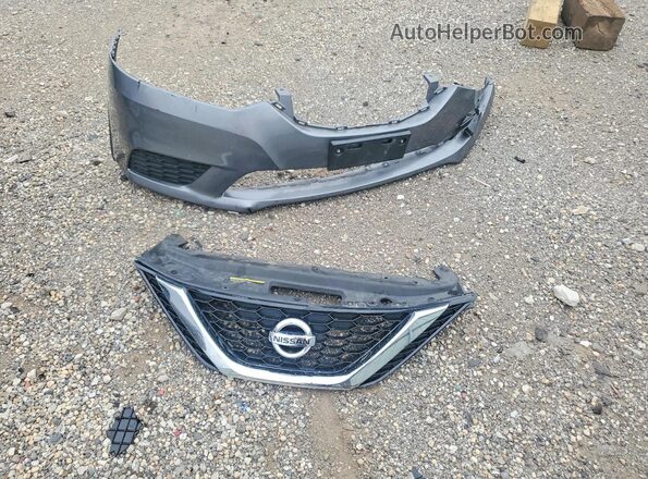 3N1AB7AP4JL624264 2018 NISSAN SENTRA Gray Vista del compartimento del motor