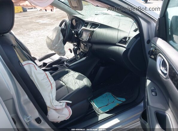 3N1AB7AP4JY216463 2018 NISSAN SENTRA Gray Vista interior delantera