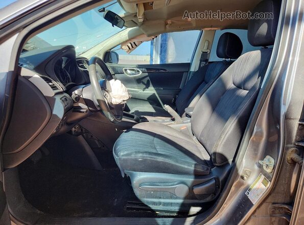 3N1AB7AP4JY221288 2018 NISSAN SENTRA Gray Vista interior delantera