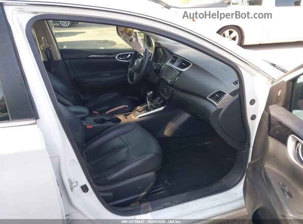 3N1AB7AP4JY251813 2018 NISSAN SENTRA Белый Вид салона спереди