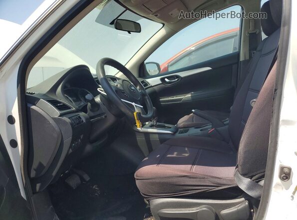 3N1AB7AP4JY297626 2018 NISSAN SENTRA White Вид салону спереду