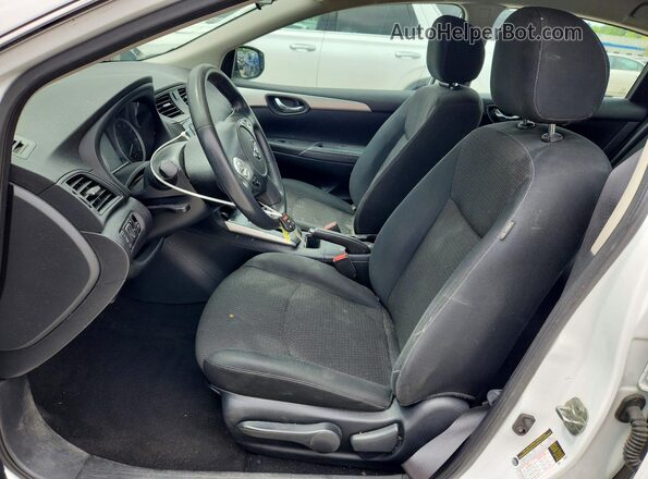 3N1AB7AP4KY260917 2019 NISSAN SENTRA White Dashboard view