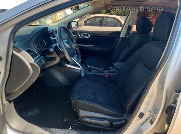 3N1AB7AP4KY270394 2019 NISSAN SENTRA Silver Սալոնի դիմացի տեսք