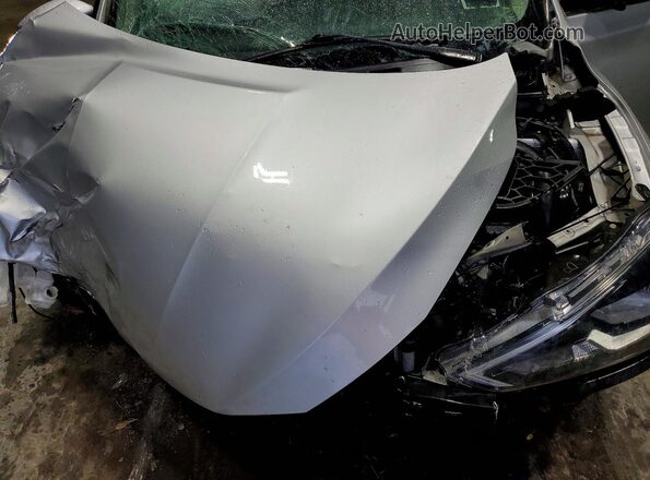 3N1AB7AP4KY290144 2019 NISSAN SENTRA Silver Widok wnętrza z tyłu