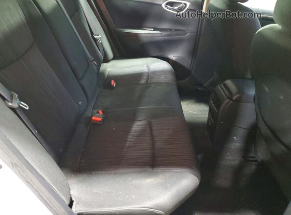 3N1AB7AP4KY290144 2019 NISSAN SENTRA Silver Widok tylnych siedzeń