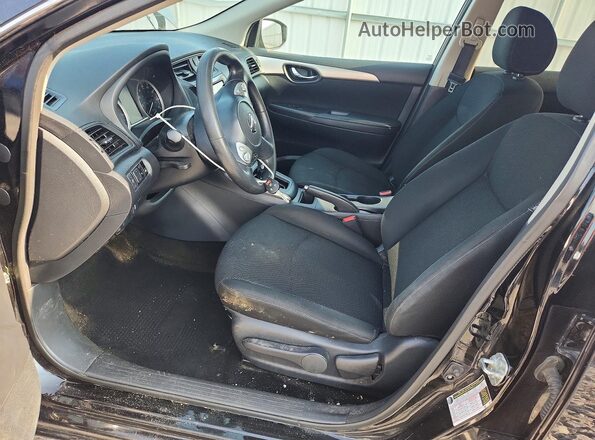 3N1AB7AP4KY380829 2019 NISSAN SENTRA Черный Вид салона спереди
