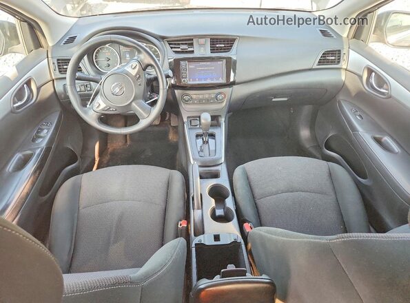 3N1AB7AP4KY380829 2019 NISSAN SENTRA Черный Вид панели приборов