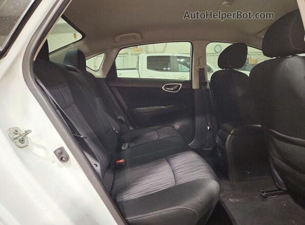3N1AB7AP4KY413490 2019 NISSAN SENTRA White Vista de los asientos traseros
